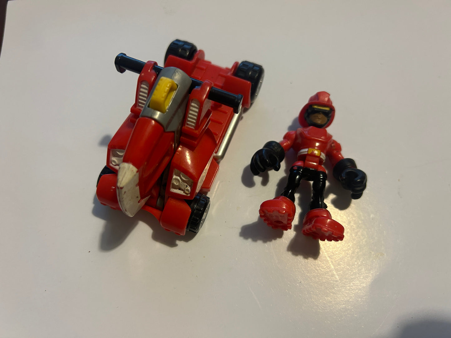 TF Rescue Bots Cody Burns & Rescue Axe