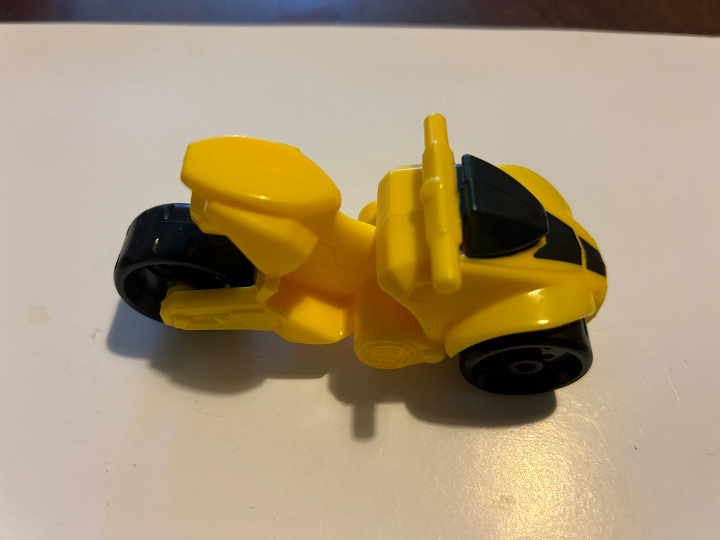 TF Rescue Bots Griffin Rock Firehouse Headquarters vehicle