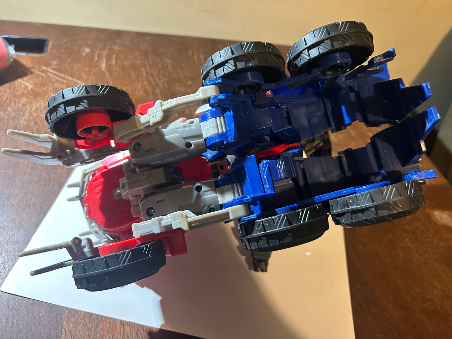 TF Prime Optimus Prime Beast Hunter incomplete
