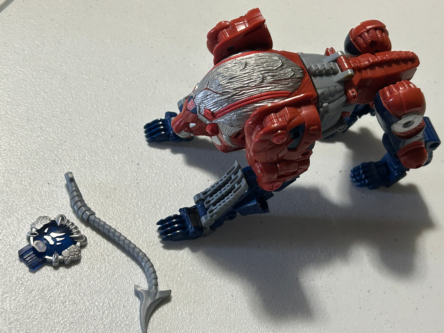 TF Universe 2.0 Leo Prime (red) voyager