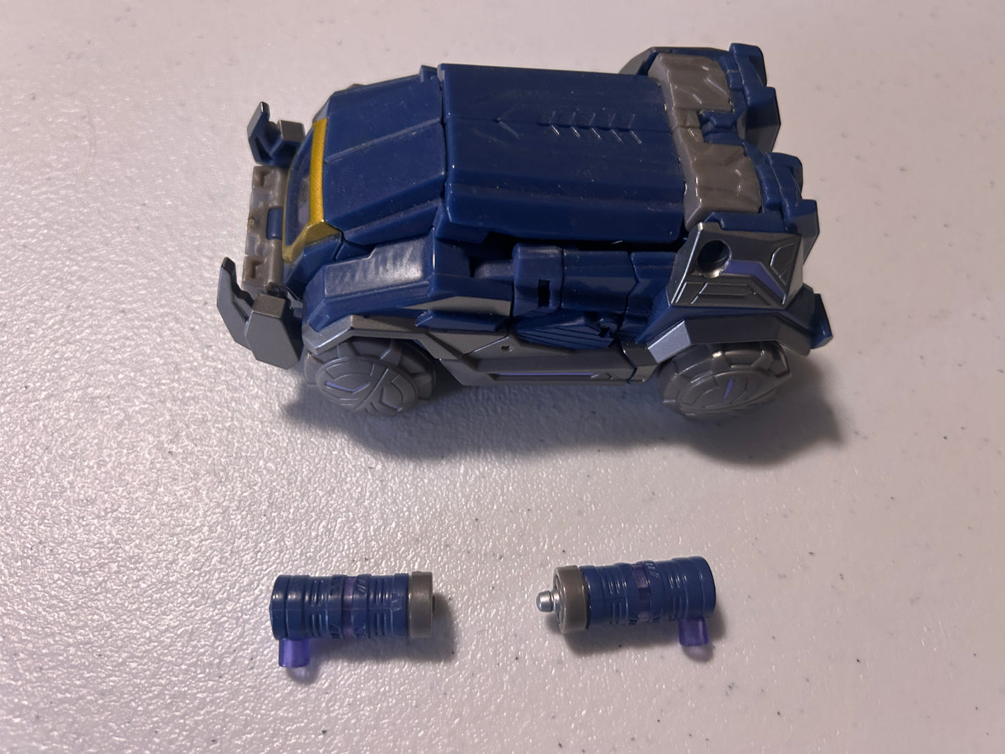 TF Generations Soundwave (WFC) dlx