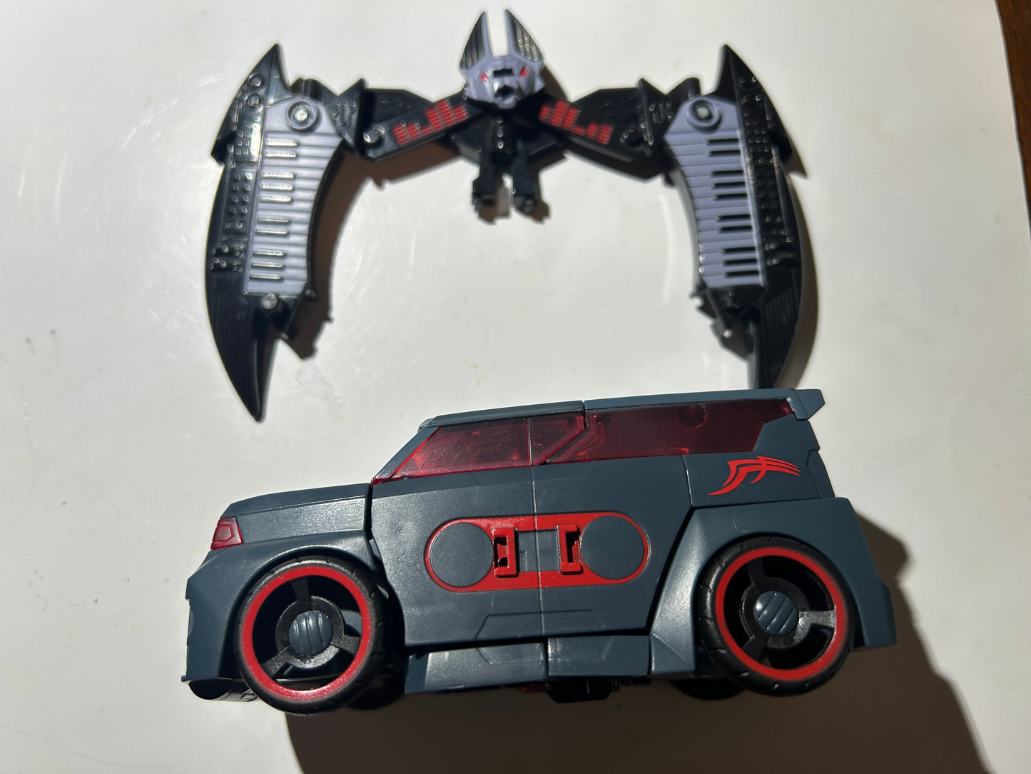 TF Animated Electrostatic Soundwave deluxe