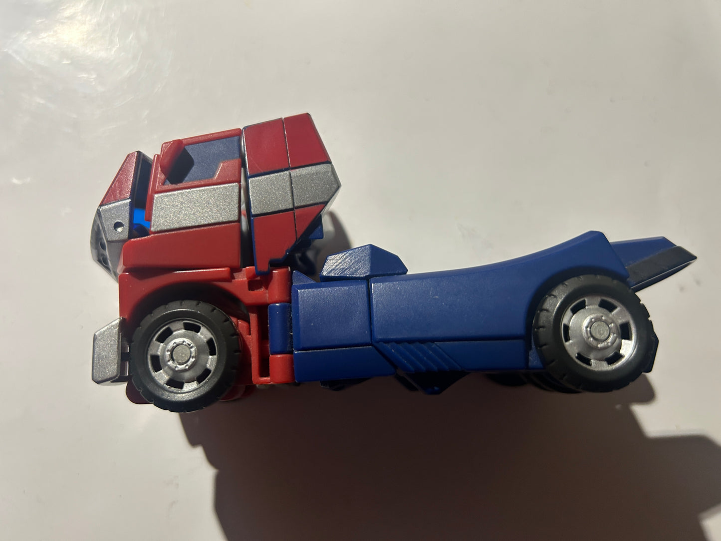 TF Animated Optimus Prime from Battle Begins giftset incomplete