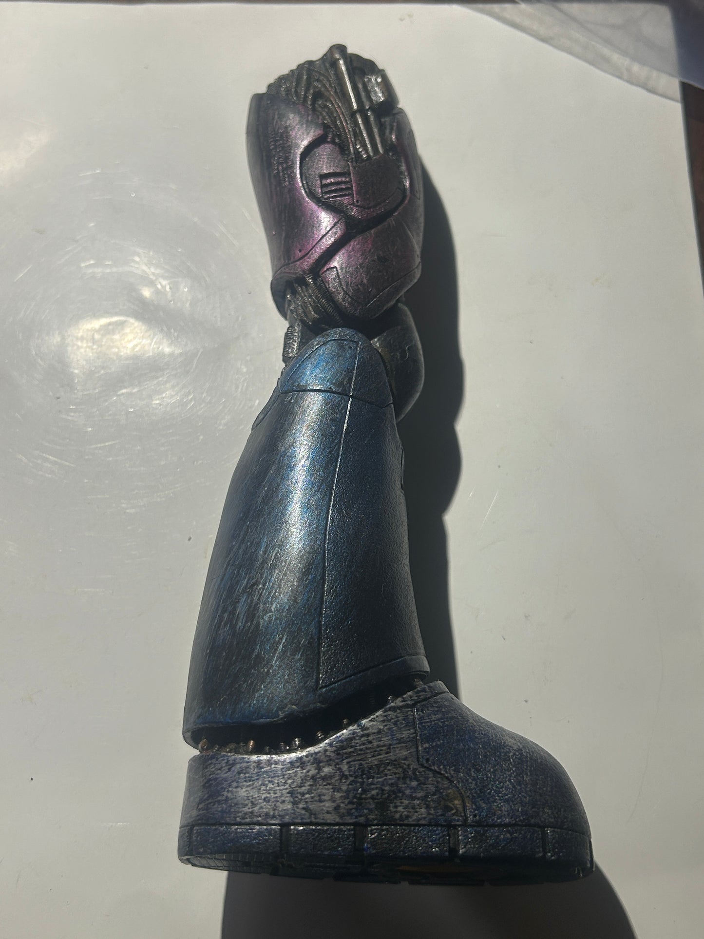 Toybiz Legends Sentinel left leg (2005)