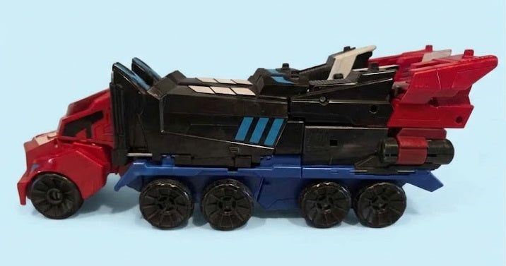 TF Cyberverse Mega Optimus Prime 3-step