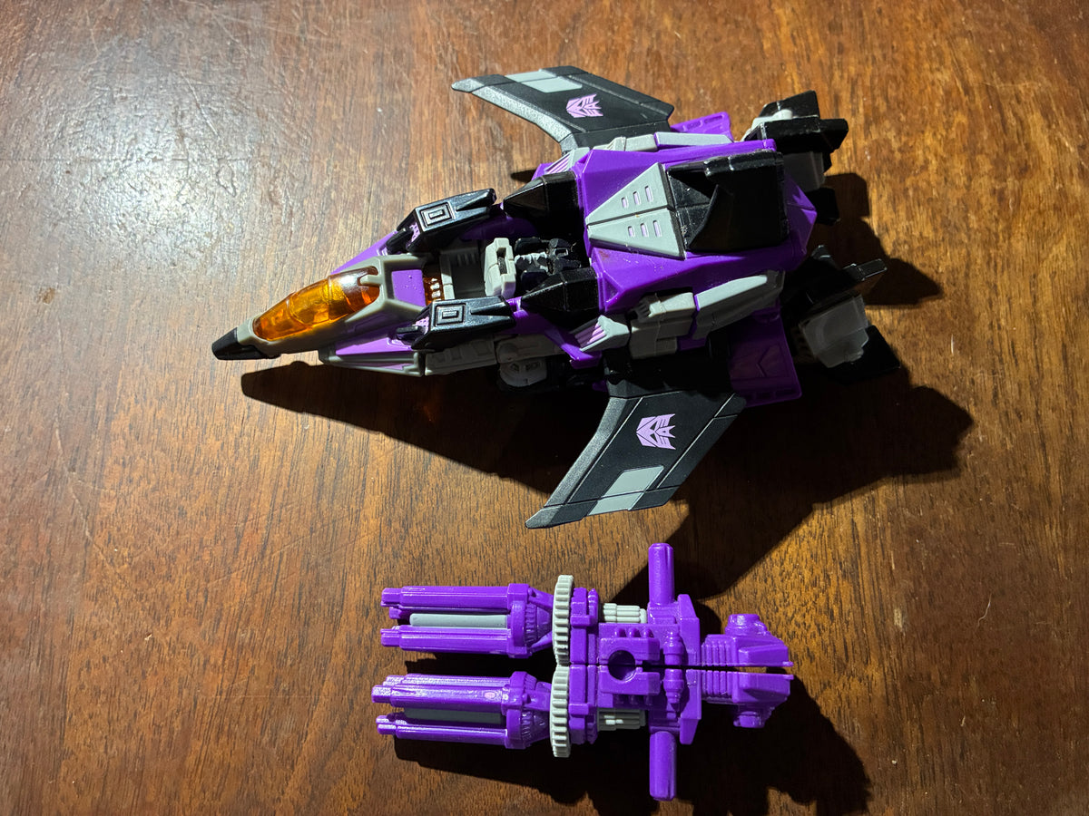 TF Generations Skywarp (FOC) dlx