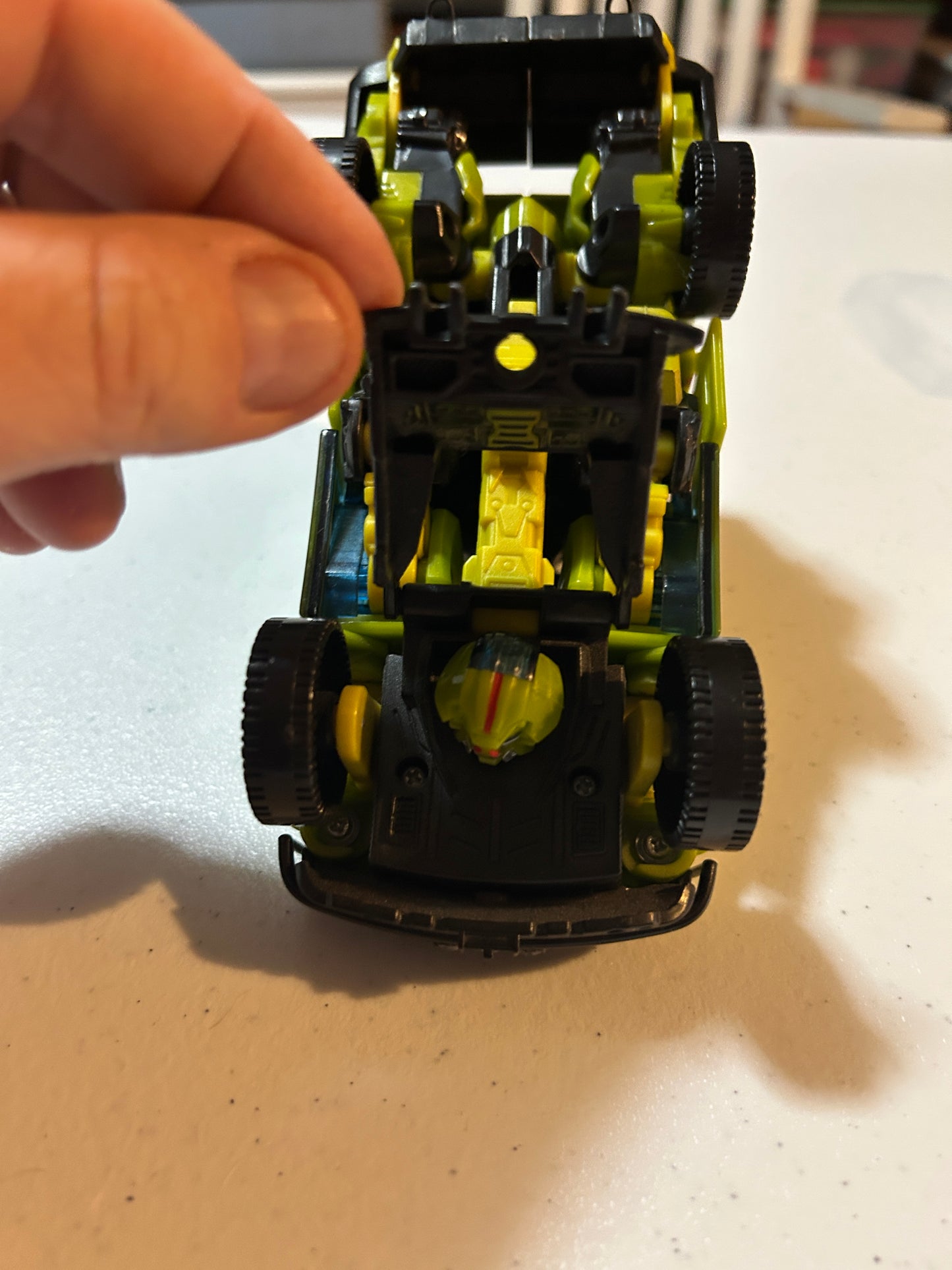 TF Movie 1 Ratchet voyager