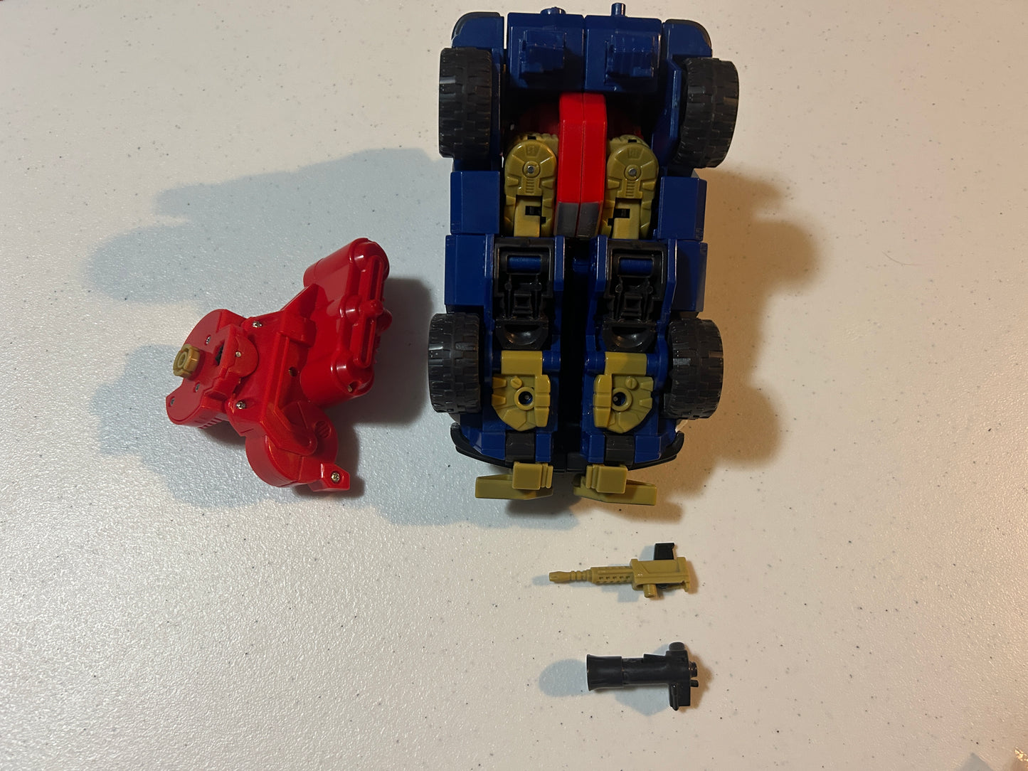 TF Energon Ironhide blue version incomplete