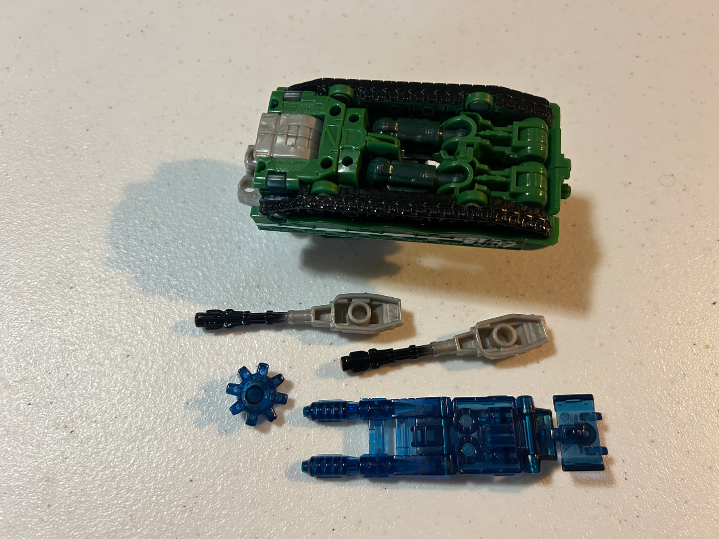 TF Energon Kickback basic