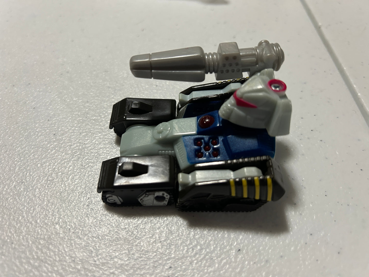 TF Beast Machines McDonald's kids meal Tankor