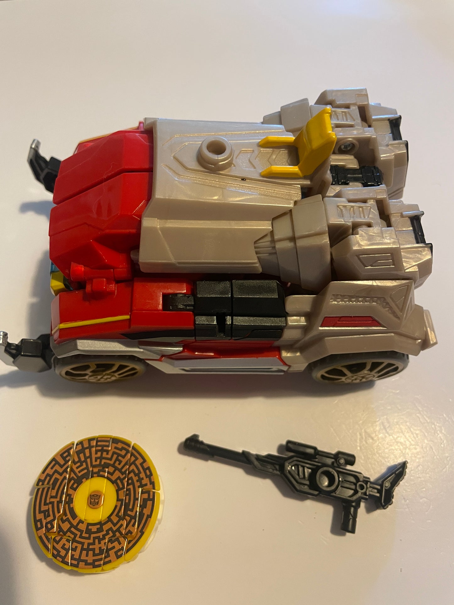 TF Generations Blaster (FOC) vgr