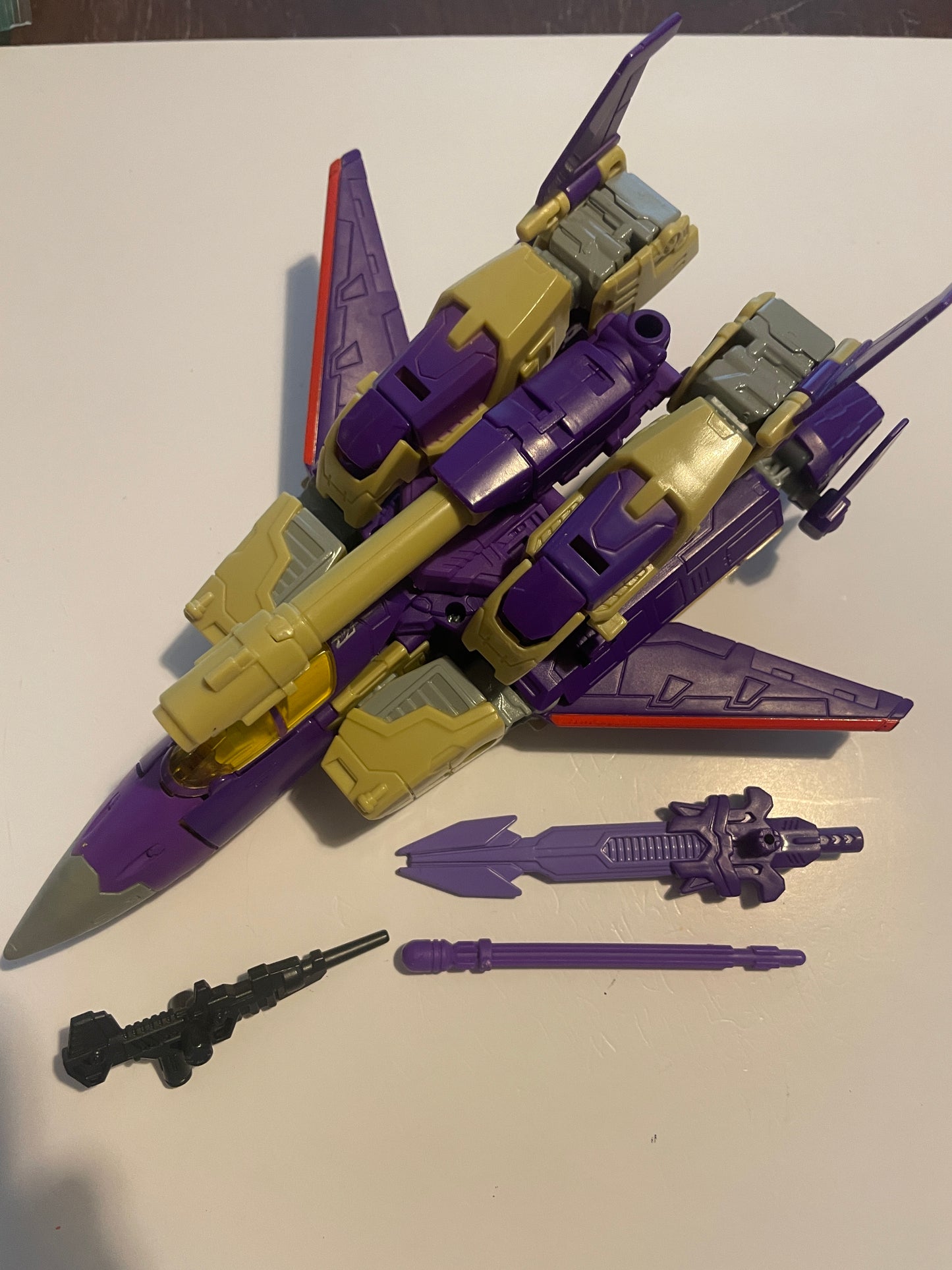 TF Generations Blitzwing vgr