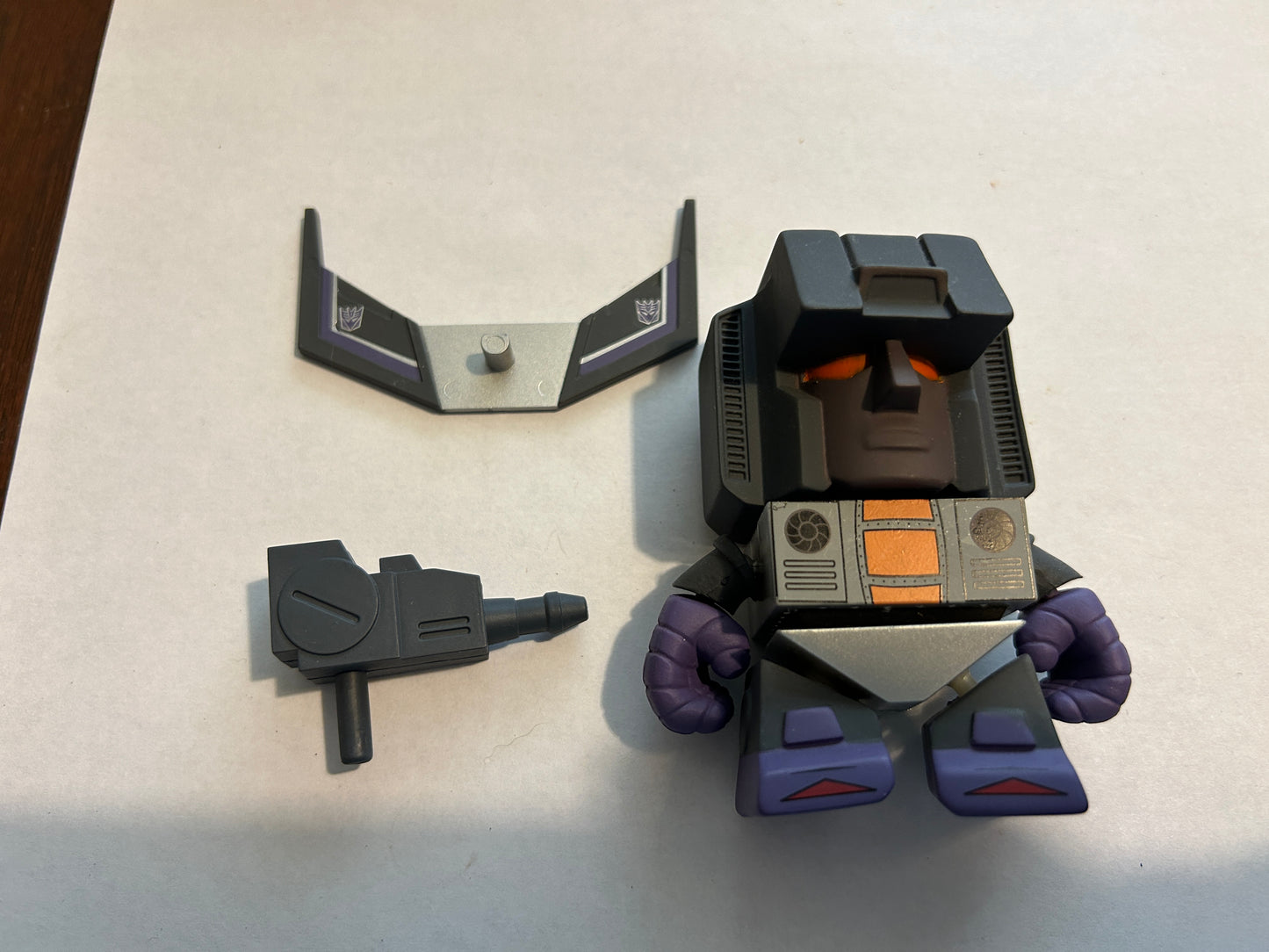 Loyal Subjects Skywarp chase figure