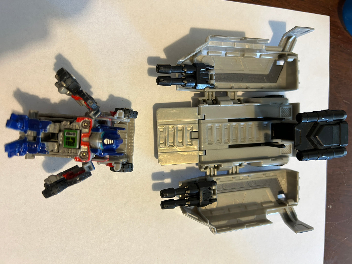 TF Bot Shots Optimus Prime & trailer