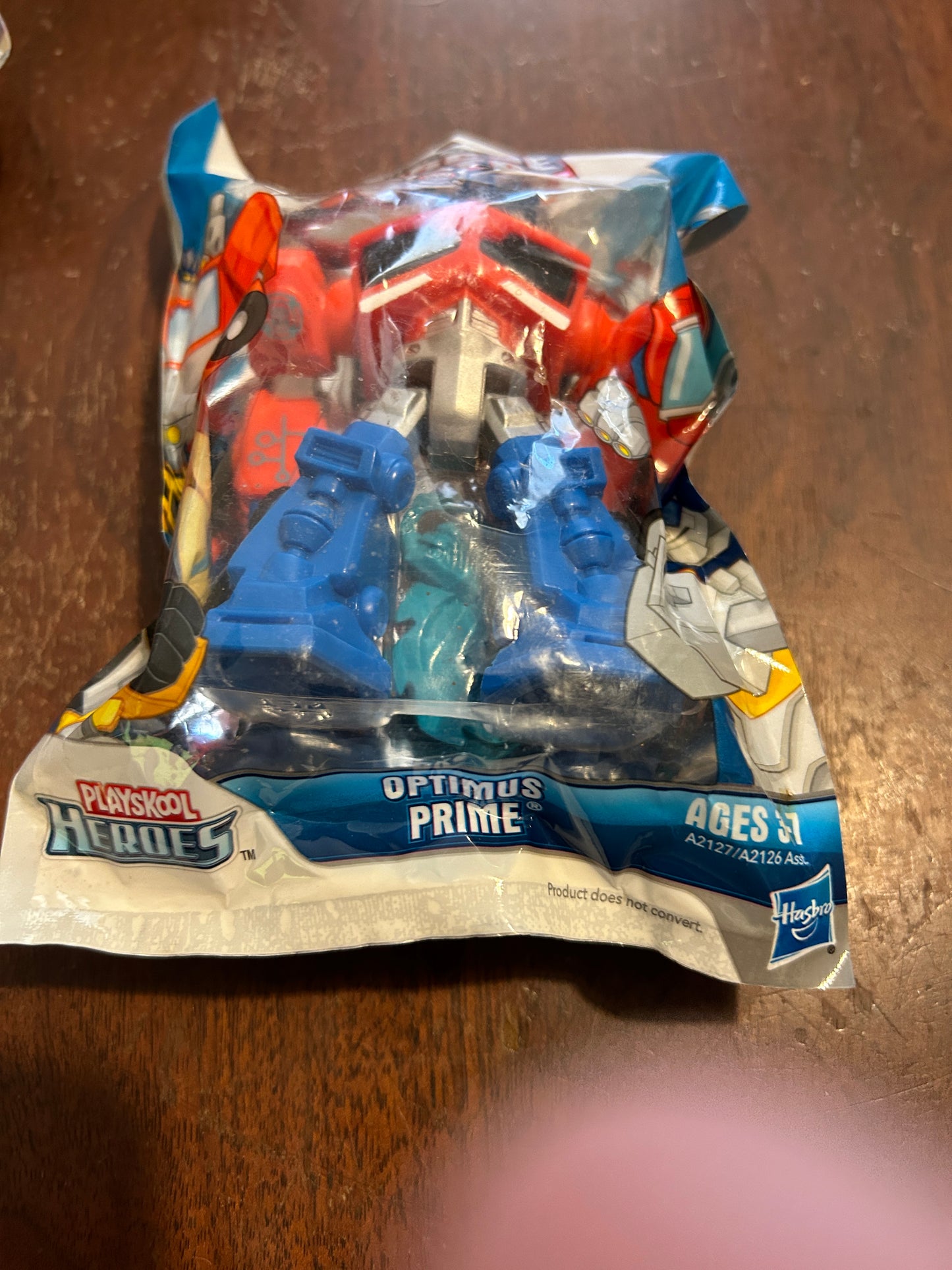 Botcon  / TFCC 2014 exclusive Rescue Bots Optimus Prime SEALED