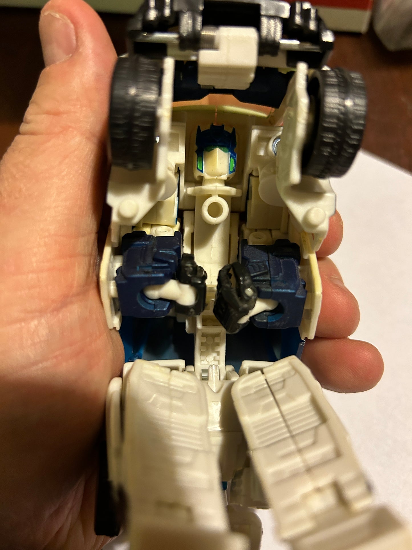 Botcon  / TFCC 2012 exclusive Soundwave Shattered Glass PROTOTYPE