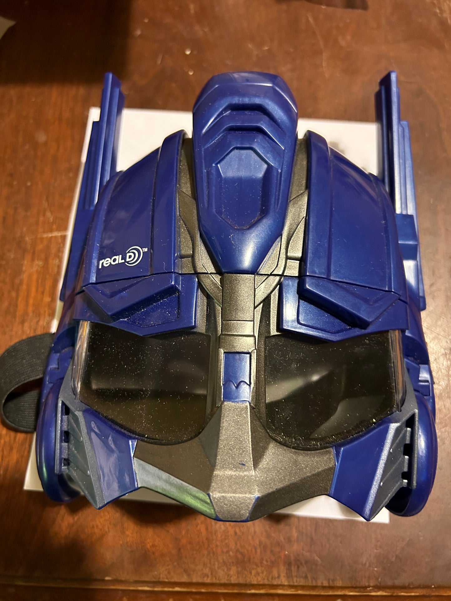 Botcon  / TFCC 2011 exclusive Optimus Prime 3D glasses / mask