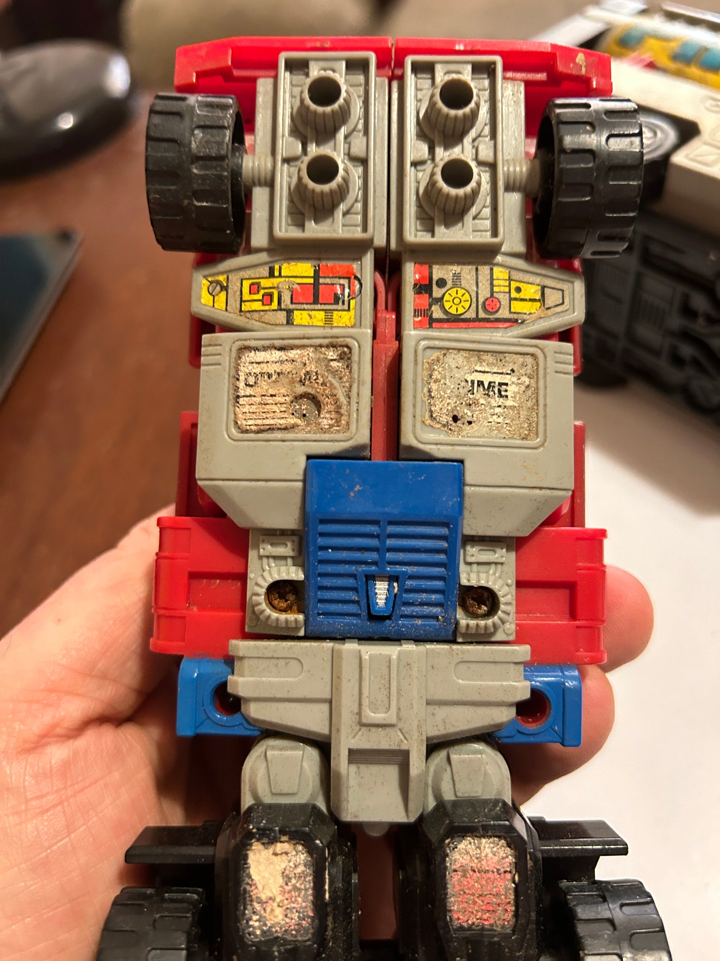 G2 Laser Optimus Prime incomplete