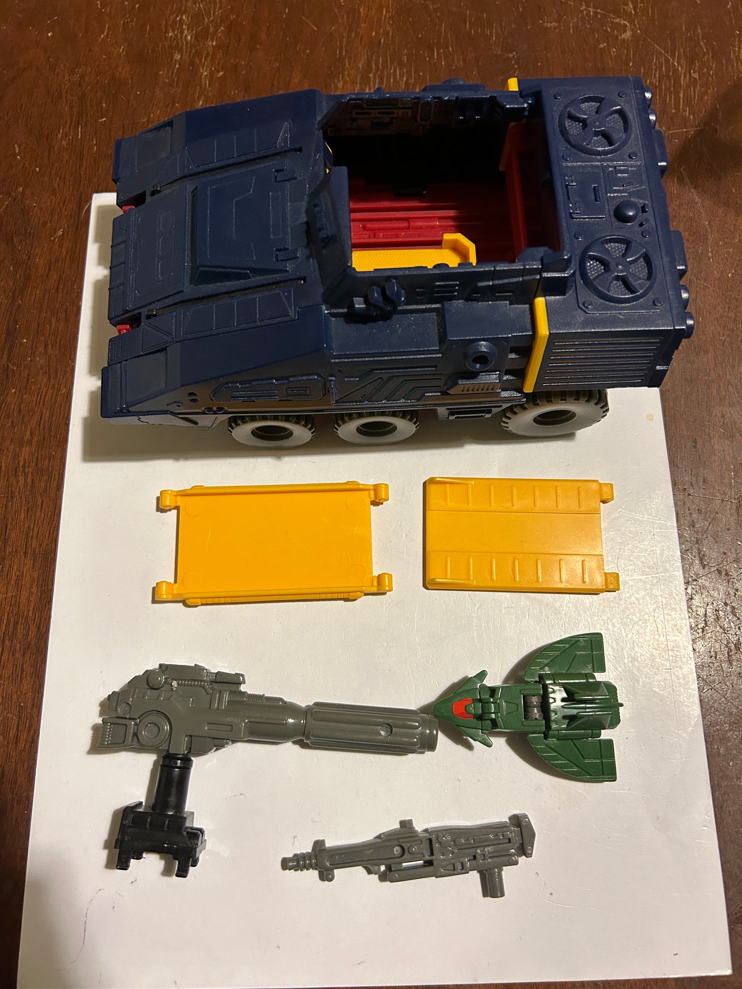 TF G1 Groundshaker incomplete