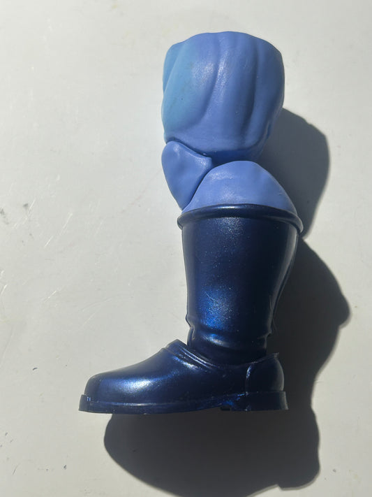 Marvel Legends Controller left leg