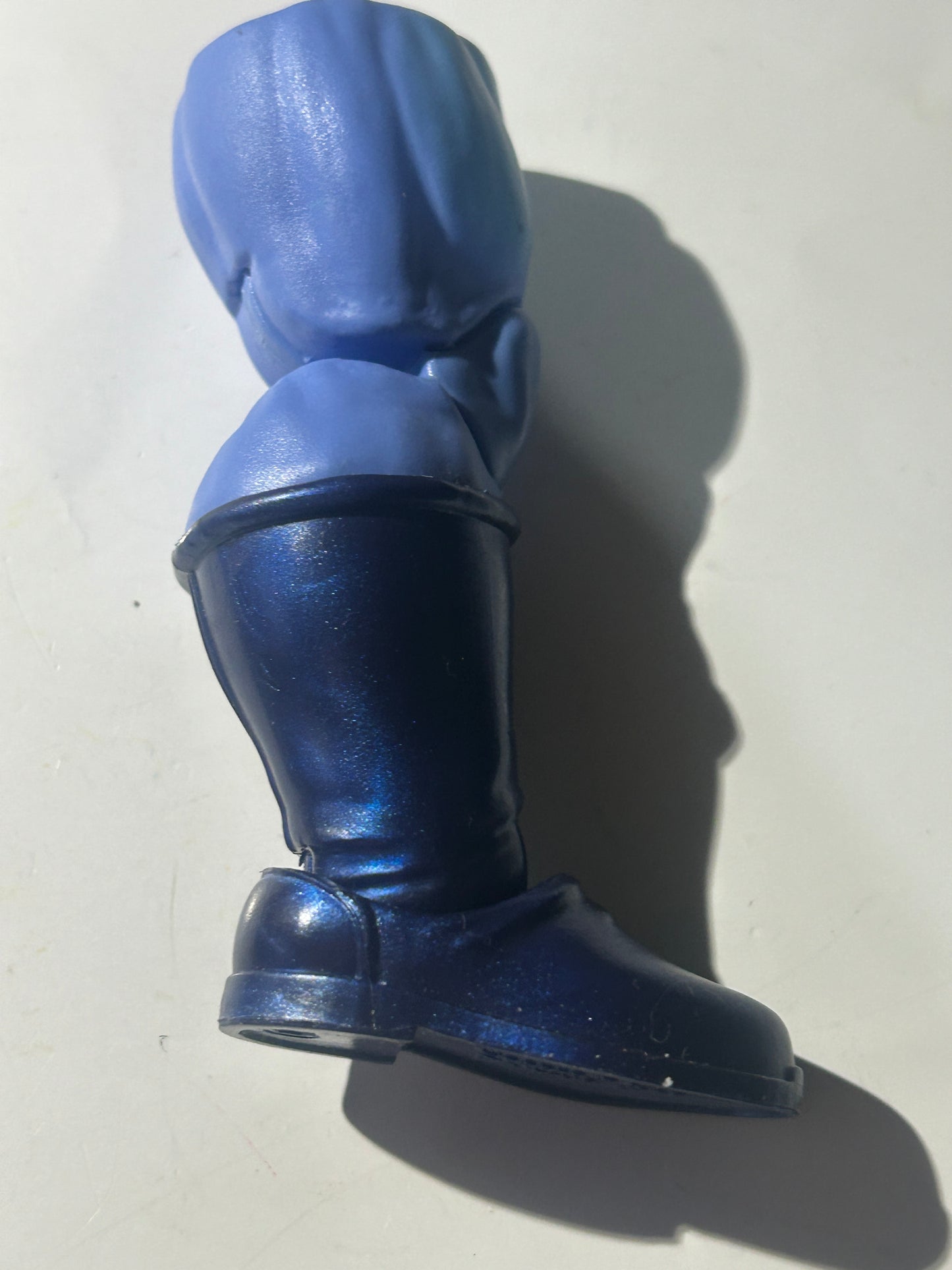 Marvel Legends Controller right leg