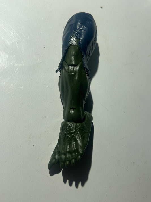 Marvel Legends Ultimate Green Goblin left leg