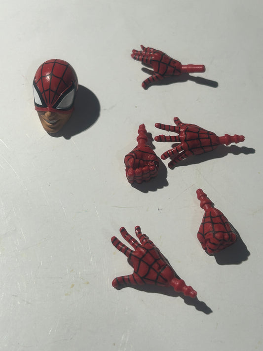 Marvel Legends Infinite Series Spiderman head & hands