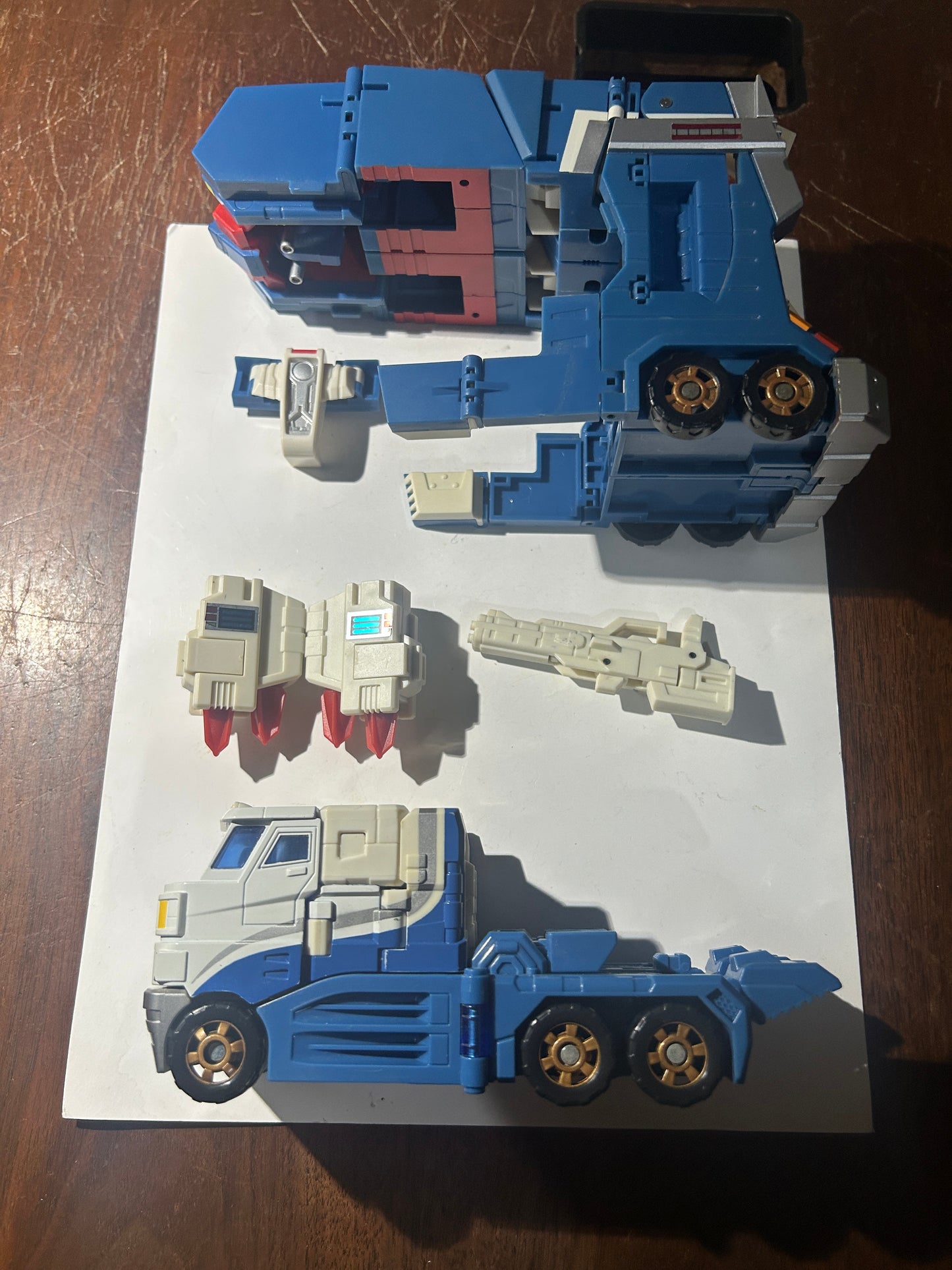 TF Classics Ultra Magnus w/Fansproject City Commander kit incomplete