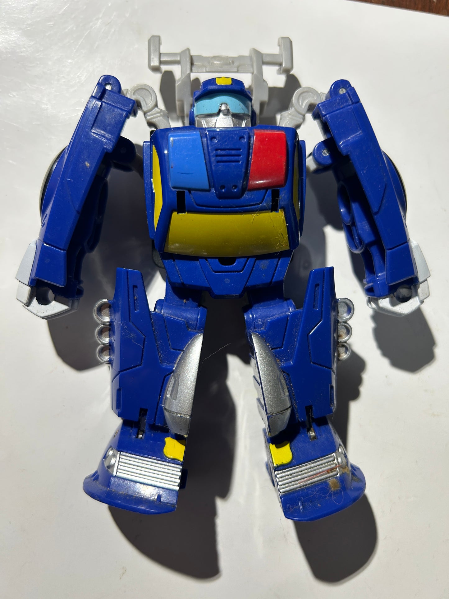 TF Rescue Bots Academy Chase the Police-Bot