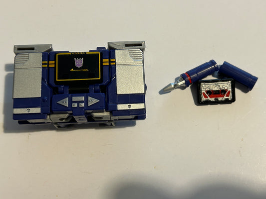 TF Legacy Soundwave core class