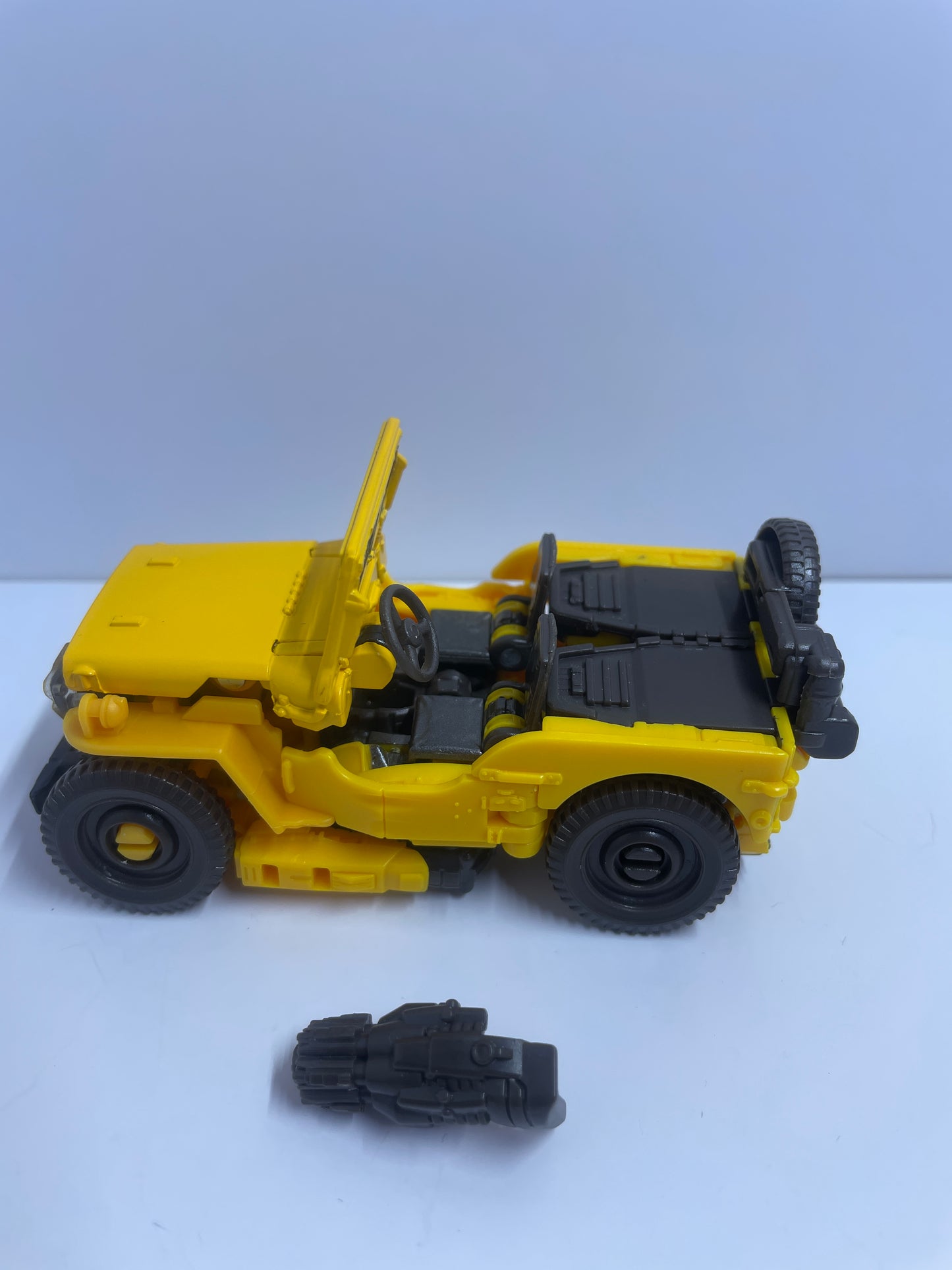 Studio Series Bumblebee movie Off Road Bumblebee #57